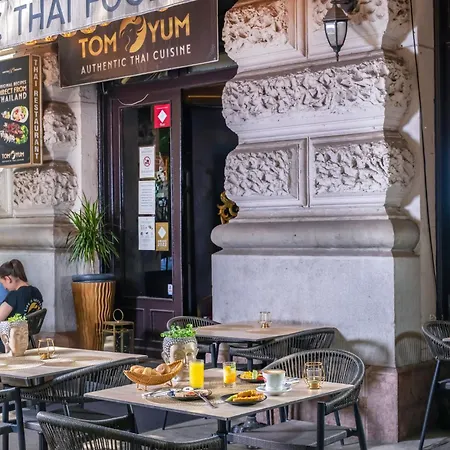 Andrassy Thai Hotel-2